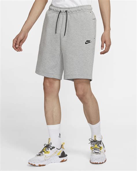 Nike Tech Shorts 